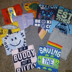 Large Boys Oshkosh Like New Tshirt Bundle